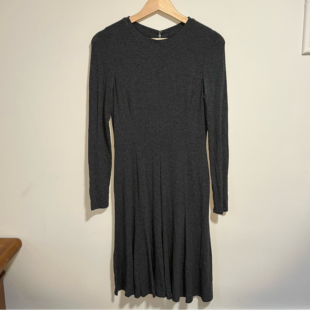 Tommy Hilfiger grey stretch swing dress. Size 4. Long sleeved